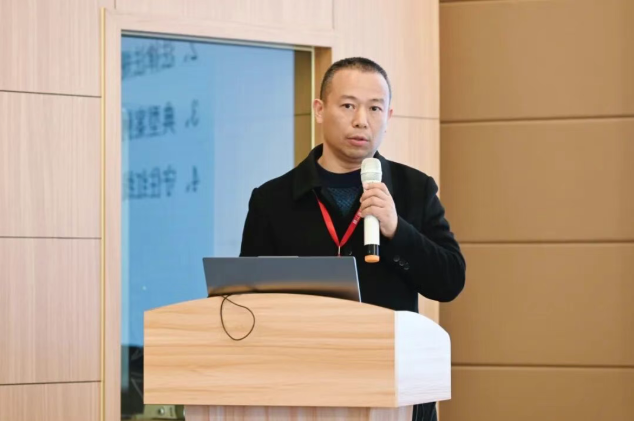 0080d480-efa9-4d3c-8e14-f00e07c6e1b9